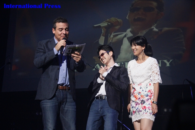 Adolfo Aguilar y Naoki Suzuki. Al costado Sawaka Romaine.