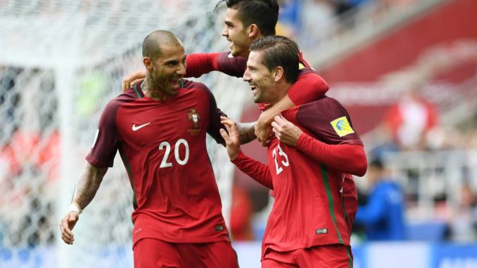 Portugal celebra el gol del triunfo.