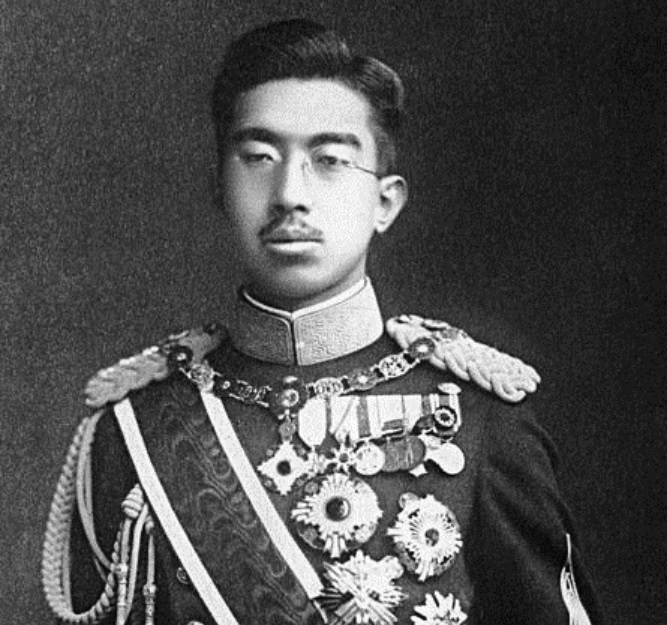 Emperador Hirohito, “avergonzado” por su pasado durante la guerra