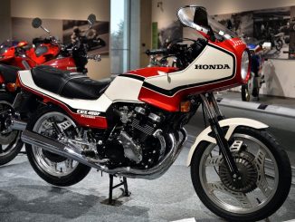 Honda CBX400F