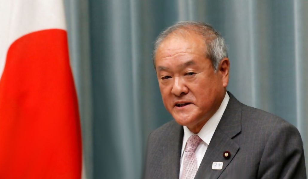 Ministro de Finanzas, Shun'ichi Suzuki, promete acciones firmes ante la