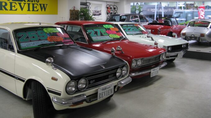 Local de venta de coches antiguos