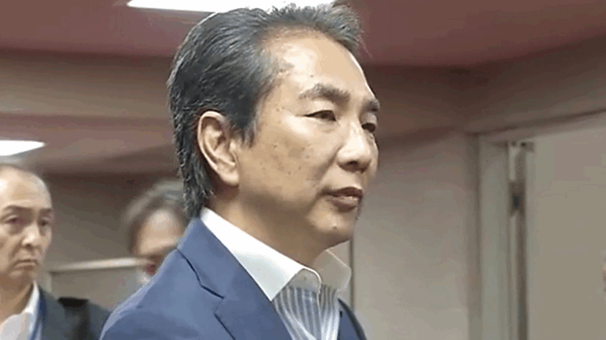 Ministro de Agricultura, Taku Eto, explica sus infortunadas expresiones sobre el arroz