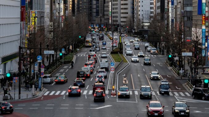 Tránsito vehicular en Tokio - 1