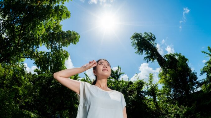Ola de calor en Tokio - (Foto Mitsuru Kumazawa)1030